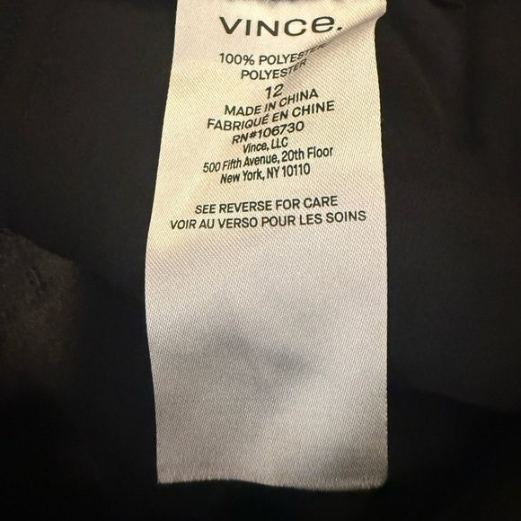 Vince Black Pleated Dress Shorts Women’s Size 12 Tailored High Waist - Picture 3 of 8